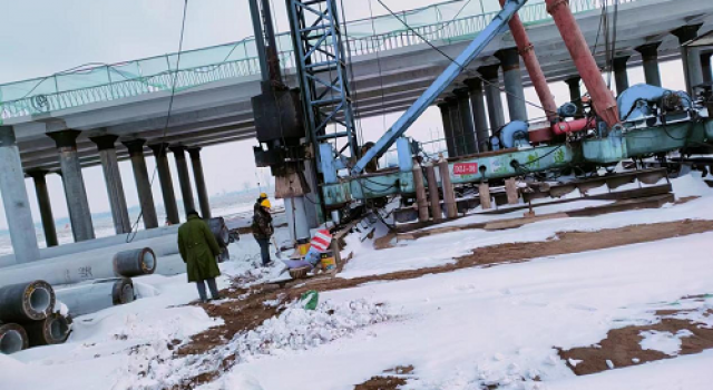 “冰雪難擋路，做最美的逆行者”-安羅高速豫冀至原陽段項目雪后復工復產